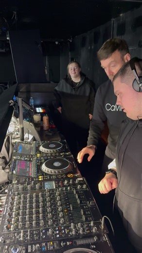 DJ Lessons in Liverpool with Josh and Macy