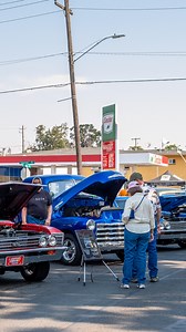 When Wheelin’ Walla Walla takes over Main Street 🥳🥳 Once a year Downtown is filled with classic cars, motorcycle alley, and vendors for locals and visitors to enjoy. Cheers to another wonderful Wheelin’ in the books 🙌 #wheelinwallawalla #carshow #classiccars #motorcycles #visitwallawalla #downtownwallawalla | Downtown Walla Walla