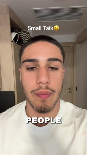 The Art of Small Talk: Tips for Effortless Conversations