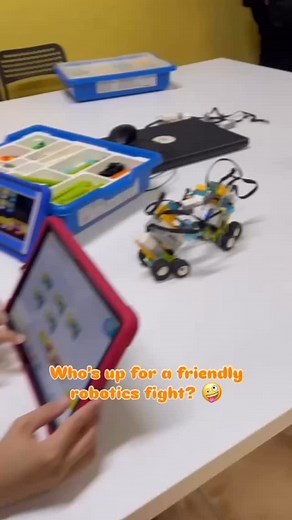 Friendly bot battles happening now! Join us? 🤓🤖 #craniumedu #steameducation #stemeducationrocks #stem #stemeducation #robotics #robot #funactivities #funactivitiesforkids #kids #robotsworld #friendlygame #lebanon #roboticsinlebanon #explore #explorepage #kasrouane #jeita #jounieh | Cranium STEAM Education Platform