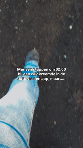 Debora gezond afvallen on Instagram: "We vertrouwen algoritmes. Reviews van mensen die we niet kennen. Een app, een naam, een belofte. Maar zodra iemand uit je eigen omgeving zegt: “Dit gaf mij vrijheid.” “Dit heeft mijn leven veranderd.” Dan wordt het spannend. Dan noemen we het ineens: – te mooi om waar te zijn – riskant – niks voor mij Niet omdat het niet klopt. Maar omdat veranderen altijd iets van je vraagt. Vrijheid is geen snelle belofte. Het is een proces. Met vragen. Met twijfels. Met k