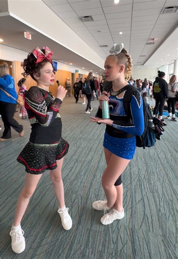 Interviewing people at showdown!!!! #interviews #cheer #fyp #foryou #fyppppppppppppppppppppppp