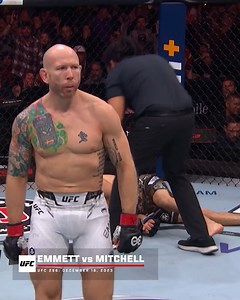 Which of these finishes from our #UFCVegas105 fighters is the best?! | UFC