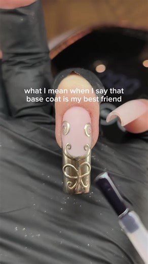 Chrome Nail Design Tips to Prevent Chipping