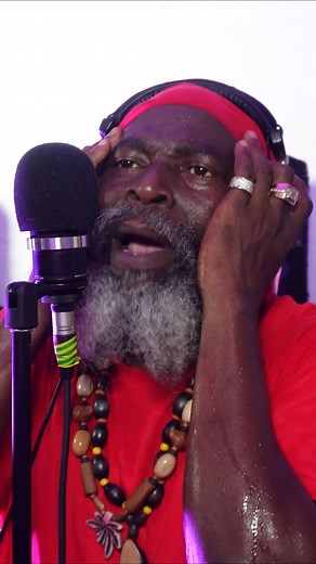 King Shango aka Capleton strikes hard with an exclusive dubplate recorded for Irie Ites Sound on the legendary Cuss Cuss Riddim produced by Street Rockaz Family! 💥 A legendary voice, massive basslines, and pure fire energy — this dubplate is a real bomb for all reggae and sound system fans! 💣🔥 🎙️ Recorded this summer in Paris, Capleton once again proves why he remains one of the most powerful Jamaican performers of his generation. He doesn’t just record dubplates… he delivers sonic murders! 