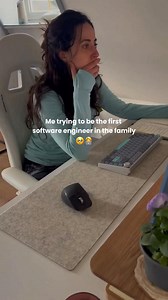 softwere engimeer 😁😁😁👩‍💻#trending #woldwide #entrepreneurship #money #softwaredeveloper See translation | ලොකු කොල්ලා