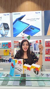 Make your Christmas extra special with Top-10! 🎄✨ Buy a Smartphone And Get 4 Gifts FREE 🎁 Smartwatch ✅ Earbuds ✅ Neckband ✅ Earphones ✅ Valid from Dec 25th - 31st across all 97 Top-10 outlets. Visit your nearest store today. Christmas offer. iPhone 17 Pro Max iPhone 17 android phone new phone launch best phone. #top10 #christmasoffer #freegift #maharashtra #phone | pallavi_smilewithme