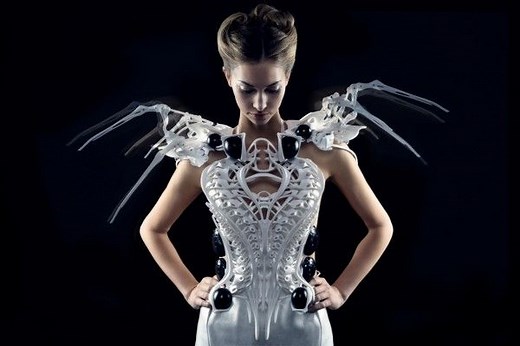 The Spider Dress | Anouk Wipprecht - Arch2O.com