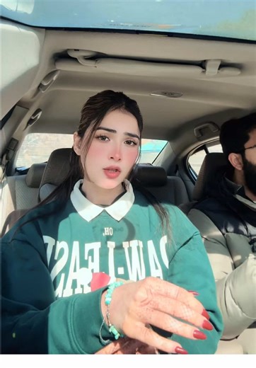 Mobile gir gaya tha🤦🏻‍♀️ pr video nhi rukni chahiye😂#foryou #behrain #newlywed #bride #groom