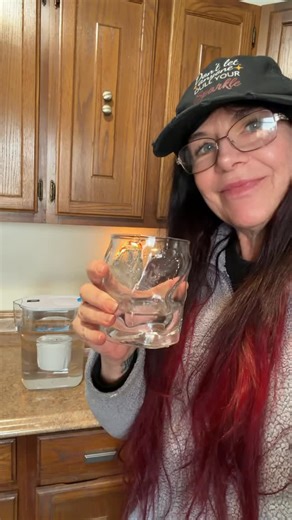 If you’re still using a basic water pitcher, it might be time for an upgrade. This is the @epicwaterfilters Pure Pitcher, designed to remove far more contaminants than standard filters. Its solid carbon block filter targets chlorine, lead, fluoride, PFAS, and other forever chemicals, while keeping beneficial minerals like calcium and magnesium for better taste. Each filter lasts up to three to four months and includes a built-in 90-day timer, so you always know when it’s time to replace it. Easy