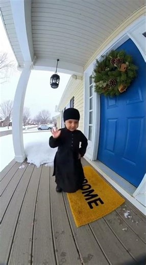 Danced first… kissed the camera so it loops 😄💋❄️ #funny #funnybaby #funnyclips