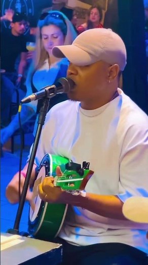 É no pagode 🎶 #pagode #samba #banjo #batidadebanjo