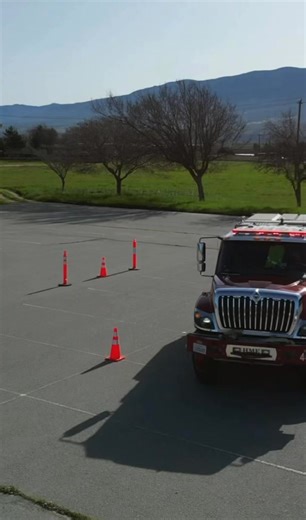 Over the past week, the BEU Training Bureau hosted a Driver Operator 1A course, bringing together 14 students from CAL FIRE, Salinas Fire, and South Monterey County Fire. 🚒 This course prepares firefighters for the next step in their careers—the Engineer rank—where they take on critical responsibilities including driving, positioning , and maintaining fire apparatus during emergency operations. Thank you to CTF Fire for providing an excellent training location and helping create a hands-on lear