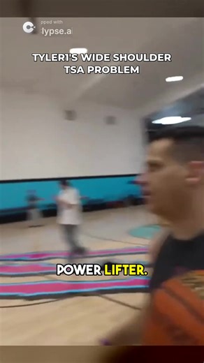 Tyler1's PRs are actually insane but the TSA story is the best part 💀 #tyler1 #ddg #gym #powerlifting #irl