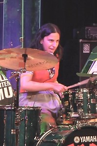 i’ll be playing this tonight, but with a twist. and i got them done for you tonight❤️😄👀👁️👁️ (1st song “Eyebrows” @sarah_drums 2nd song “Hits” @henryrsolomon @lo.kane.kittens 😄🎷🎹🎸) | Sarah Drums