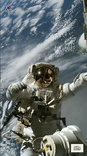🚀 Astronaut Reaches for ISS Instrument | Stunning 4K Space Short 🌍✨| #NASA #Space #short