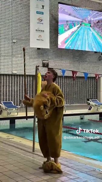 Last Thursday the inter-college sporting competition commenced with a thrilling night of swimming. Along with swimming, the new students showed us their moves performing the Fresher Dance, and the mascots got involved with a dance-off! St Mark’s students did a fantastic job, finishing in second place. 🥈🦁 #stmarkscollege #collegelife #stmarkscollegeadelaide