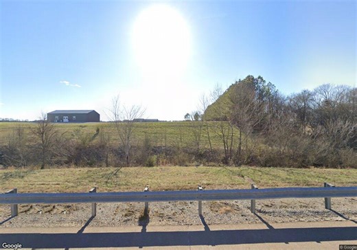 2631 Waynesboro Hwy, Lawrenceburg, TN 38464 | Homes.com