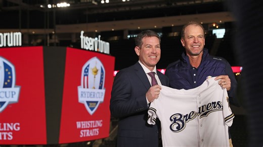 For third time, Brian Anderson gets to call the Brewers on a national stage in playoffs