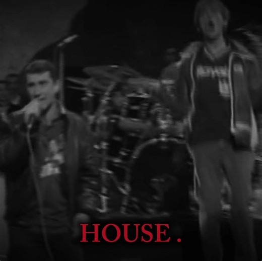 what is he on @meohmoby #blur #damonalbarn #90smusic #fyp #fyppp