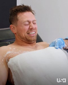 Just your friendly neighborhood Friday afternoon body molding! | Miz & Mrs