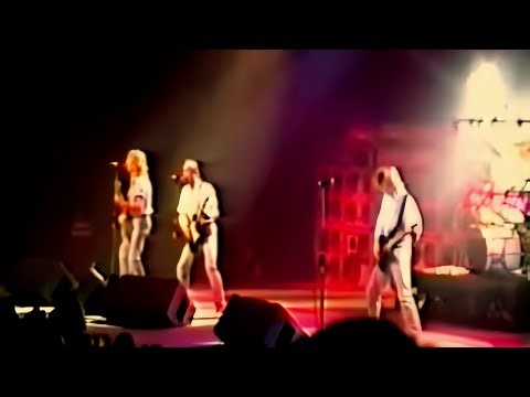 Status Quo - Roadhouse Blues Medley - Cornwall Coliseum, St. Austell 19-12 1990
