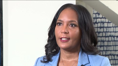Former Atlanta mayor enters primary for Georgia governor
