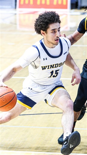 Windsor Lancers | @windsormbb is in a close matchup against Waterloo 🤺 Big scoring in the first half!! 📸: @evanjohnson.mp4 #LancerFamily | Instagram