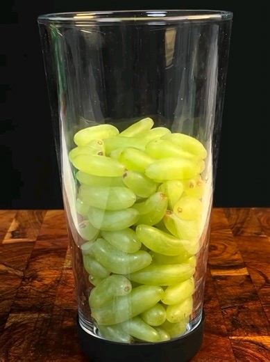 ASMR Cooking | Real Food Preparation | Grapes 🍇 Juice #asmrcooking #asmrfood #satisfying #foodtok #oddlysatisfying