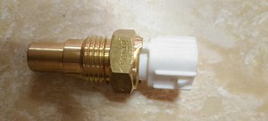 [Hot Item] Dl08 Doosan Engine Water Temperature Sensor Auto Spare Part 65.27423-7003