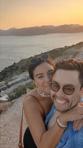 7.9K views · 254 reactions | Too many favorite photos? Print them all for an immersive gallery wall effect. Our photo tiles make it easy & affordable. | Shutterfly | Facebook