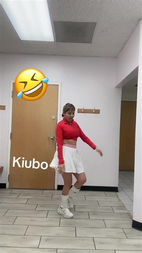 Bella (@bellaf138)’s videos with La Faldita - Patrulla 81