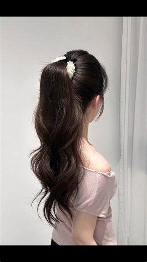 How to Get a Perfect High Ponytail in Seconds! 💕 #HighPonytail #EasyHairstyle #CuteHairstyle #shorts
