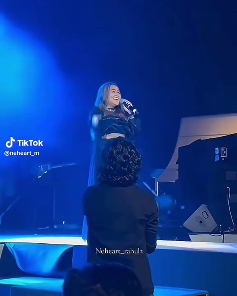 Mahi Ve: Neha Kakkar's Heartfelt Bollywood Hit