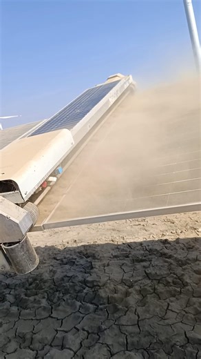 Automatic Cleaning Robot / Adani Khavda / Solar Module Cleaning