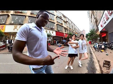 Chinese People Fall In Love With Black Man’s Fluent Chinese and This Happened