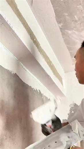 Painter Applying putty _ Puttying for renovation #putty 250928 | Renovation Skill
