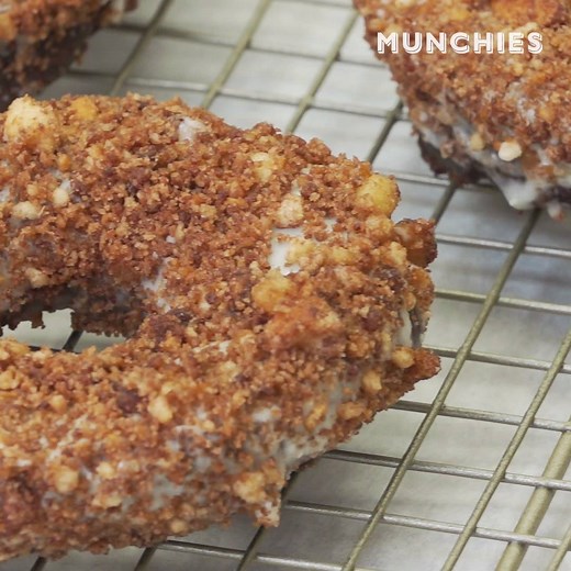 284K views · 27 reactions | Matt Fein of Federal Donuts shows us how to make chocolate cake donuts with vanilla cream glaze and buttery cookie crumb topping. Get the recipe here: https://bit.ly/2ILGfY9 Watch the full video here: https://bit.ly/2knFGt9 | VICE Video | Facebook