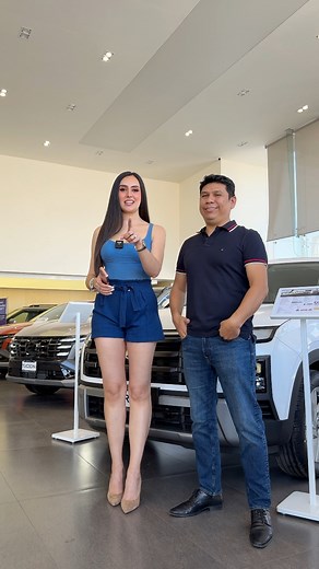 Nuevos videos con la guapísima Gladys Flores | Luis Cabrera