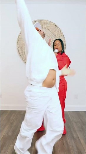 Part 2 Halloween Costume: Rihanna Super Bowl Performance