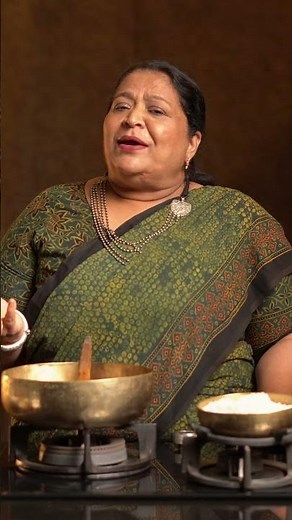 The traditional Adukku Orotti — also known as Kinnathappam