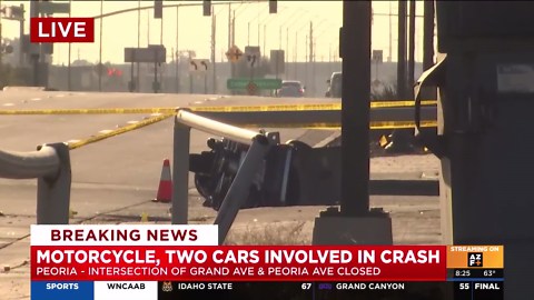 Motorcycle hospitalized after crash that closed Peoria intersection