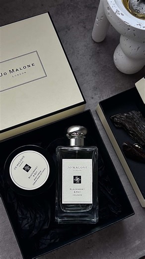 عطر كنت تشوفه ولاشيء وصدمك بكمية الاطراءات عليه؟؟ #foryoupage #aesthetic #perfumes #perfume #عطور #عطور