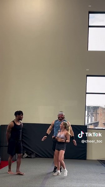 Wait, What?! Mind-Blowing Cheerleading Skills & Stunts