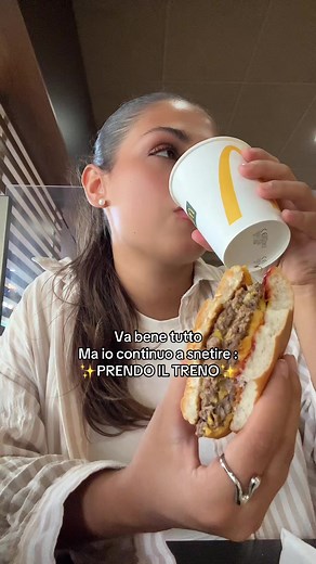 Martina prende il treno con affetto