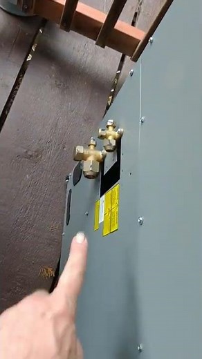 Mr Cool Universal DIY install by me, a novice! diy precharged line set. no vacuuming required!