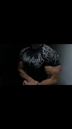 Sina Stein on Instagram: "@breathedivinity | Code Stein 🖤 #bodybuilding #breathedivinity #pump #jacked #gymmotivation"