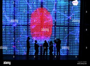 Ensemble während der Fotoprobe für das Stück RCE RemoteCodeExecution im Berliner Ensemble, 23. April 2024. // Von Sibylle Berg. Regie Kay Voges. Bühne Daniel Roskamp. Kostüme Mona Ulrich. Videodesign Andrea Schumacher. Premiere ist am 25. April 2024. Berliner Ensemble RCE RemoteCodeExecution *** Ensemble during the photo rehearsal for the play RCE RemoteCodeExecution at the Berliner Ensemble, April 23, 2024 By Sibylle Berg Directed by Kay Voges Stage Daniel Roskamp Costumes Mona Ulrich Video des