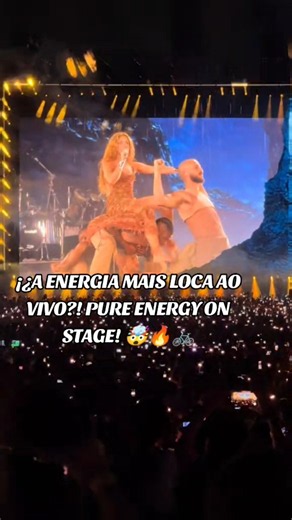Shakira Sings La Bicicleta Live — Incredible Energy ❤️✨
