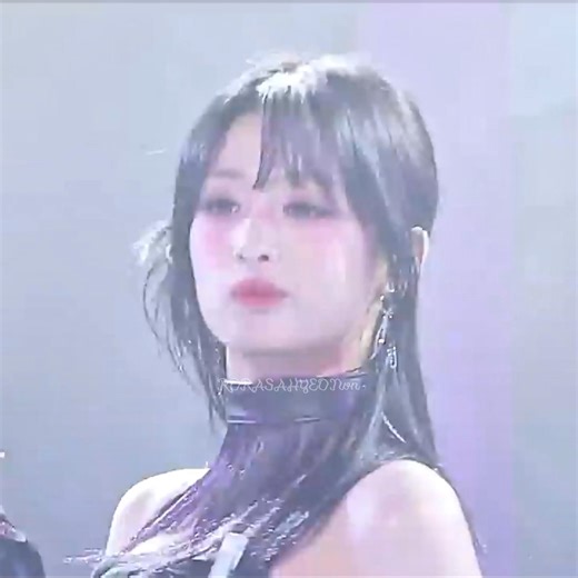 Mở bài: 😎😎 Thân bài: 🤡🤡 ______________________________ Cre: on vid Video/hình ảnh có tên mờ RORASAHYEONvn vui lòng KHÔNG reup khi chưa có sự cho phép ạ 🫶🏻 #BABYMONSTER #베이비몬스터 | RORASAHYEONvn - cá hộp ba cô gái